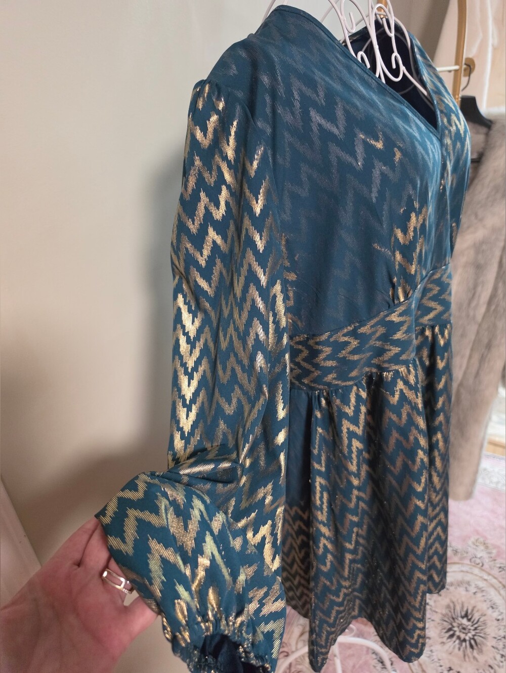 A Classy Chic Boutique Green and Gold Zigzag V-Neck Long Sleeve Dress - Picture 5 of 5